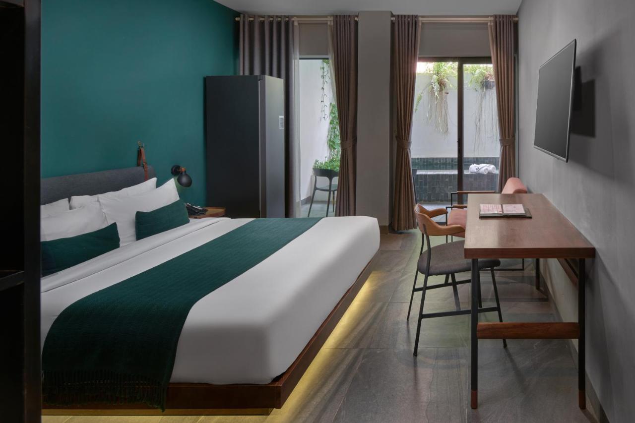 Baitong Hotel & Resort Phnom Penh Eksteriør bilde
